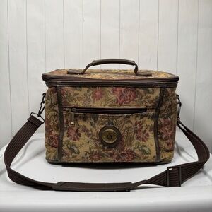 Vintage Leisure International Floral Tapestry Makeup Bag Travel Carry On Luggage